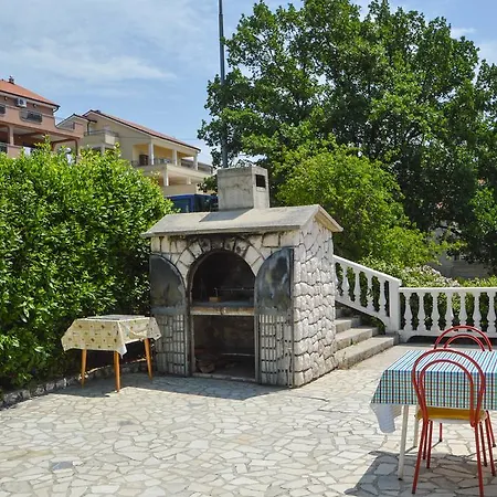 Suncica Apartment *